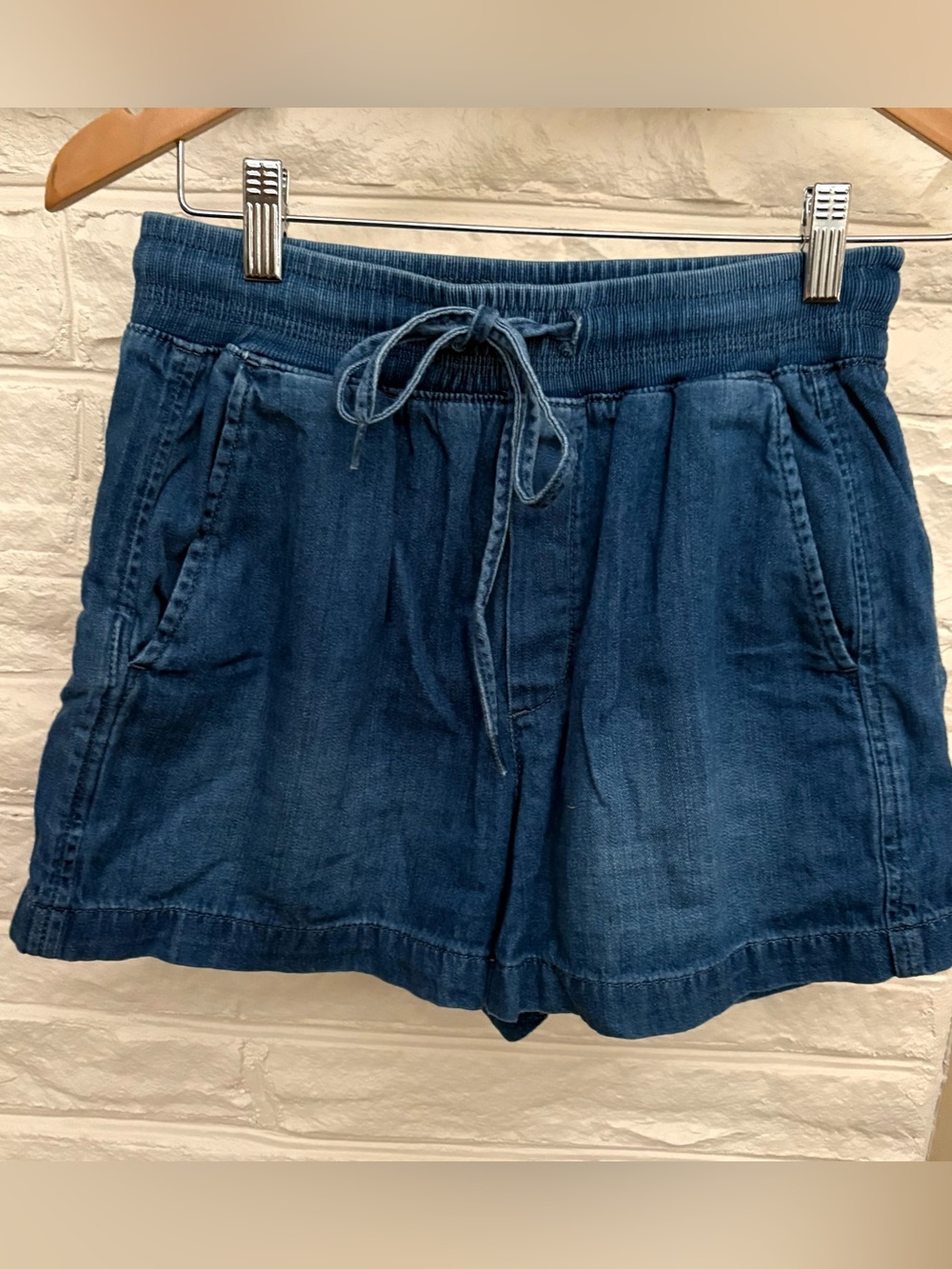 GAP Blue Denim High-Waist Pull On Drawstring Denim Shorts Women’s XS
